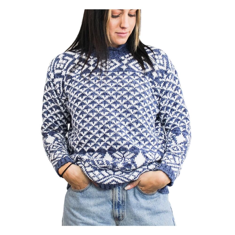 Snowflake Sweater - L / Vintage Ugly Christmas Sweatshirt / Holiday / Party